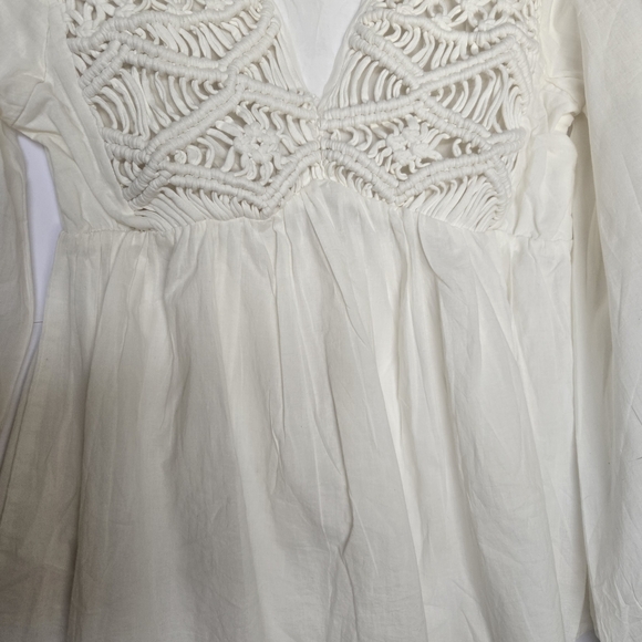 VENUS (NWOT)White Embroidered Blouse.Sz 10 - Picture 5 of 10